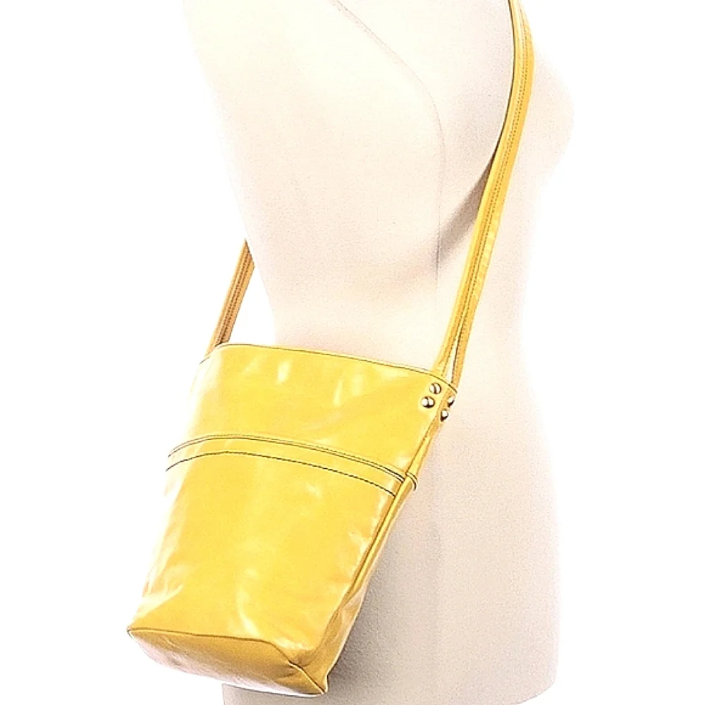 HOBO The Original Vintage Lemon Yellow Leather Bucket Crossbody/Shoulder Bag - Picture 8 of 11